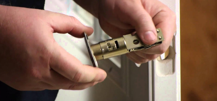 Front door lock repair in Santa Cruz
